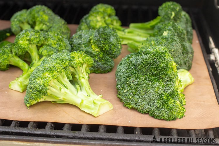 broccoli in the grill