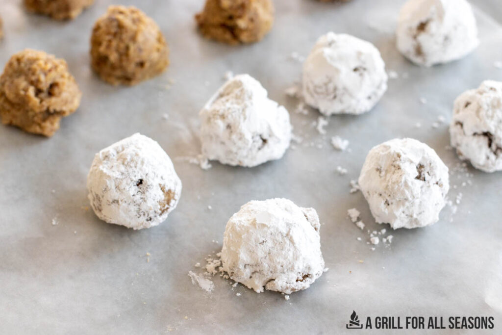 balls coated with powdered sugar