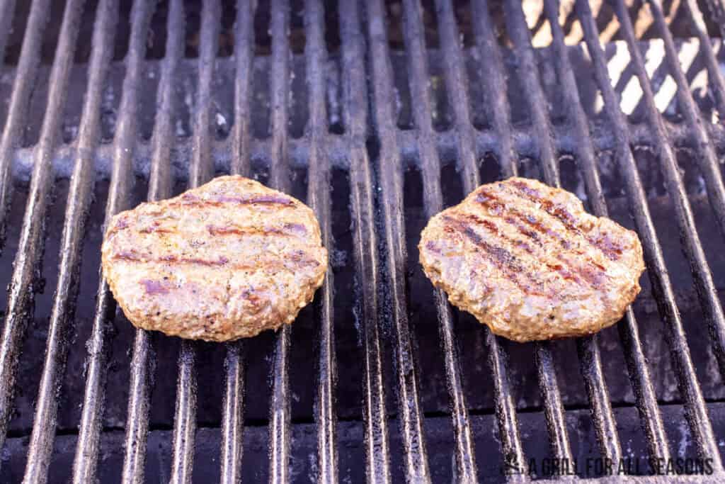 burger patties on grill